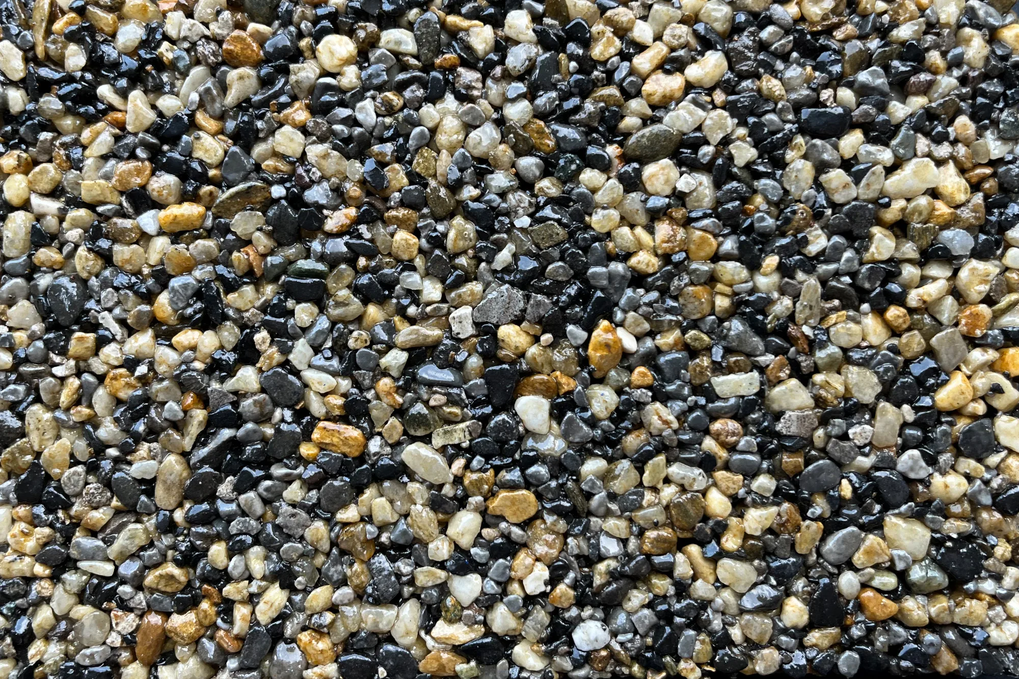 London Stone resin bound driveway finish sample