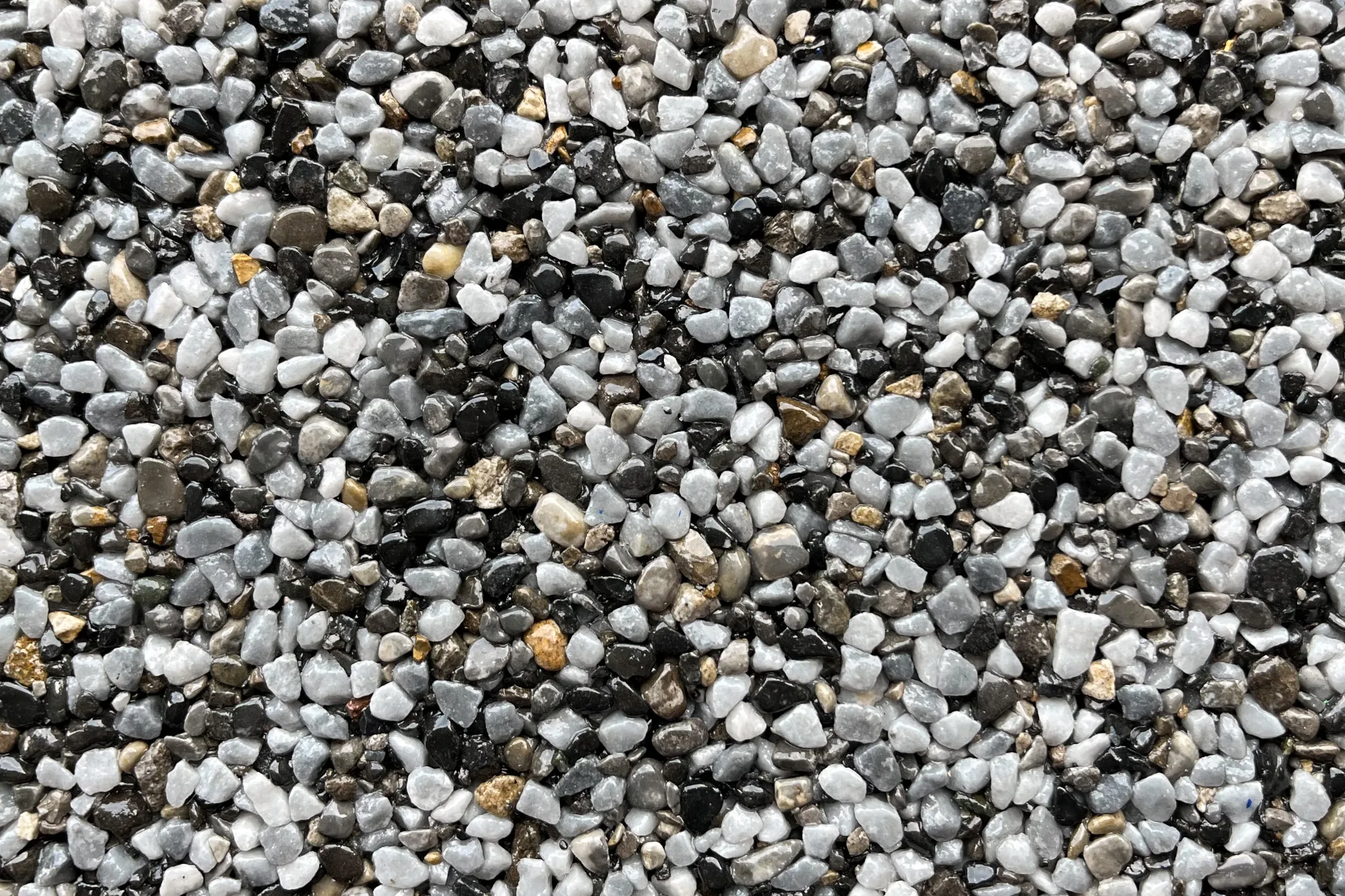 Silverstrand resin bound driveway finish sample